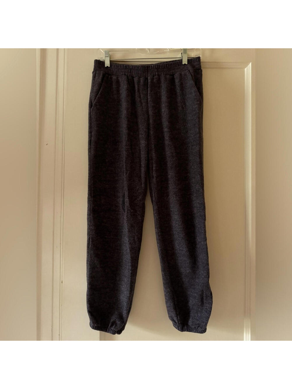 LUSH dark heathered gray elastic waist jogger style sweatpants w pockets M